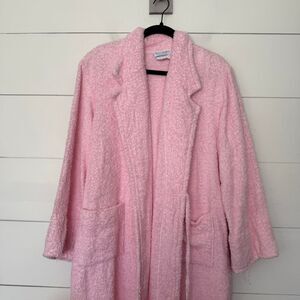 Dana Jeffries Women’s One Size Pink Vintage Robe